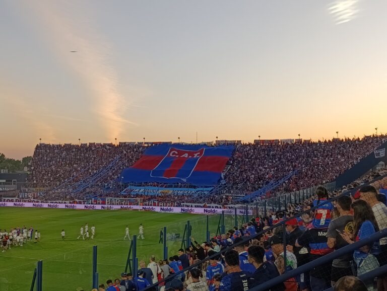 VENTA Y CANJE DE ENTRADAS VS INSTITUTO.