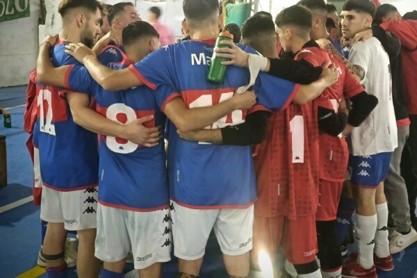 NUEVO TRIUNFO DEL FUTSAL VS FLORES CLUB.