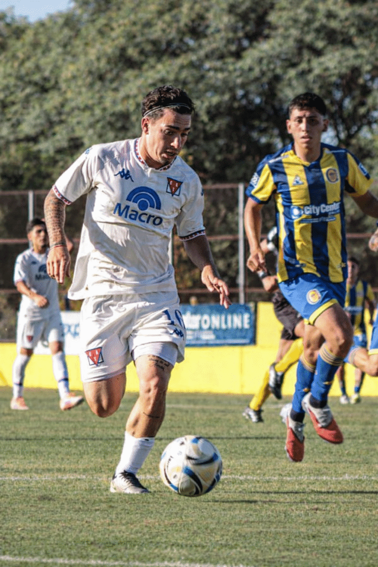 LA RESERVA PERDIÓ EN ROSARIO.